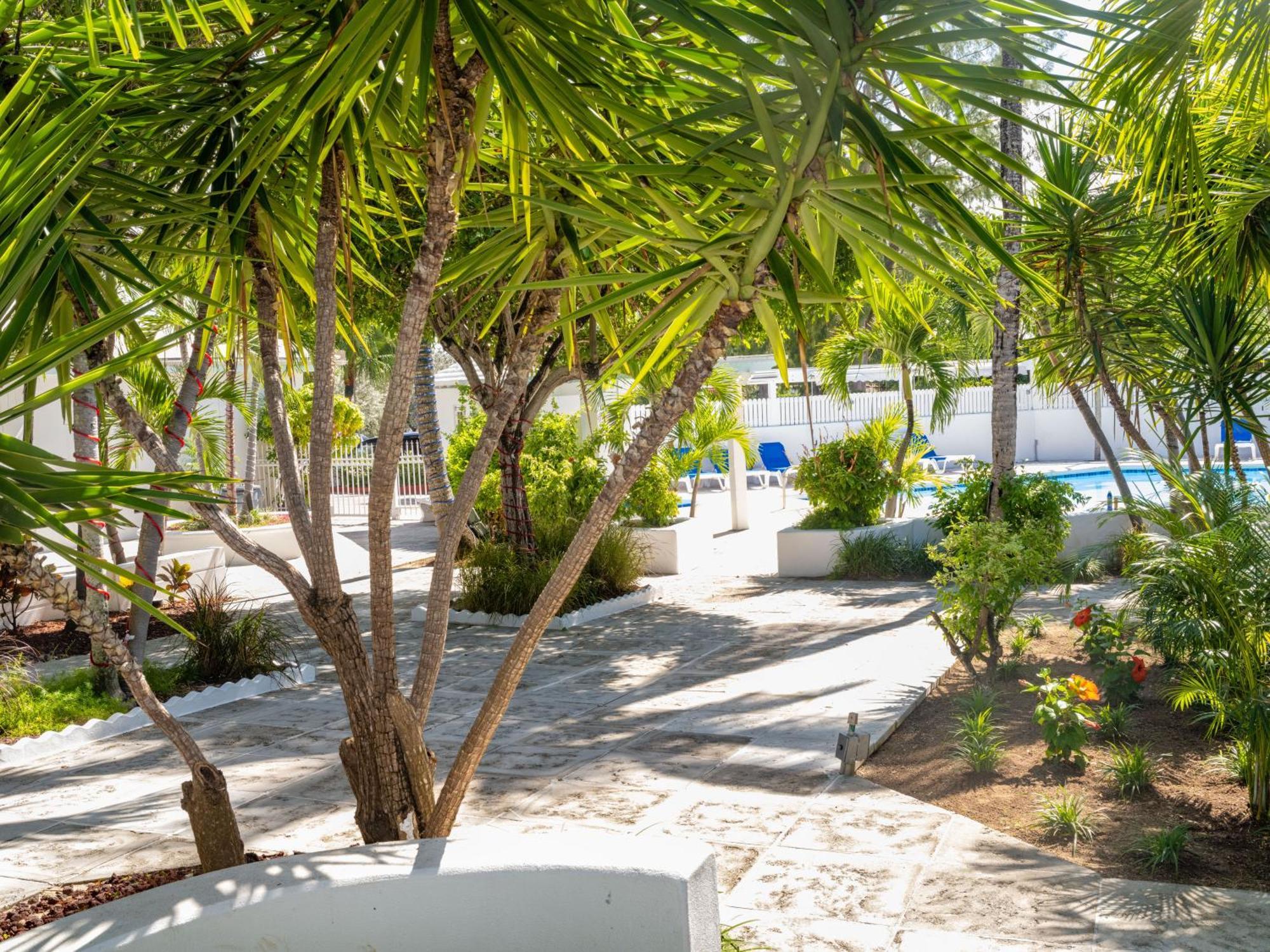 Sun View Villas At Paradise Island Beach Club Creek Village Extérieur photo